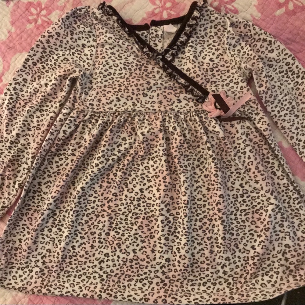 Kids Headquarters girls size 5 long sleeve shirt